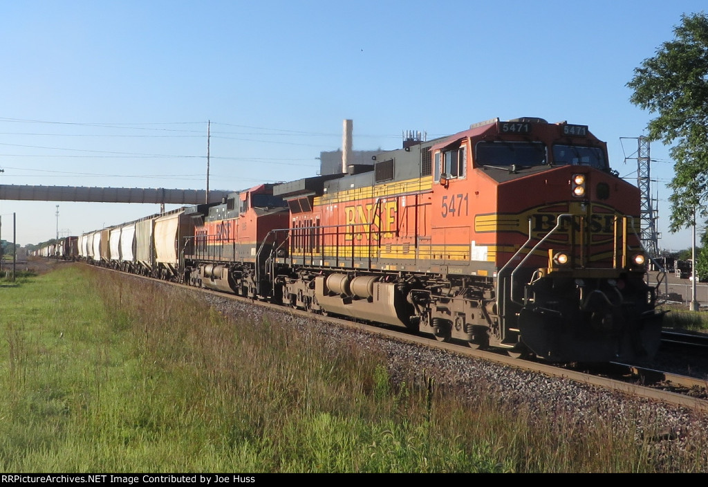 BNSF 5471 West